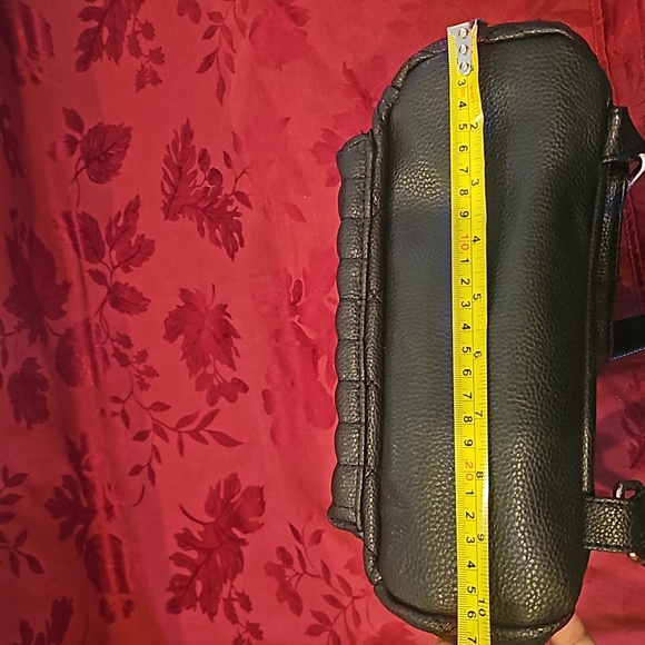 NWOT Adrienne Vittadini backpack purse - Picture 10 of 11